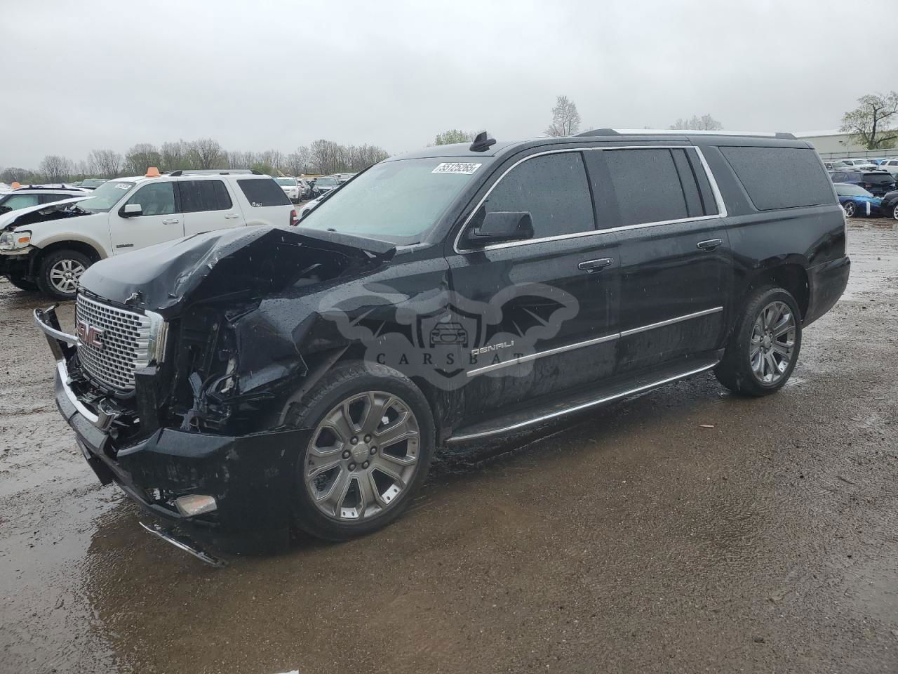 GMC Yukon DENALI 6.2L  8 2016