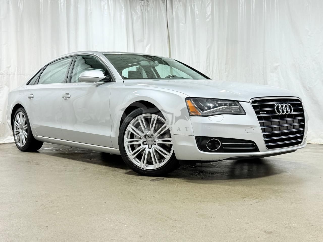 Audi A8 L QUATTRO 4.2L 8 2012