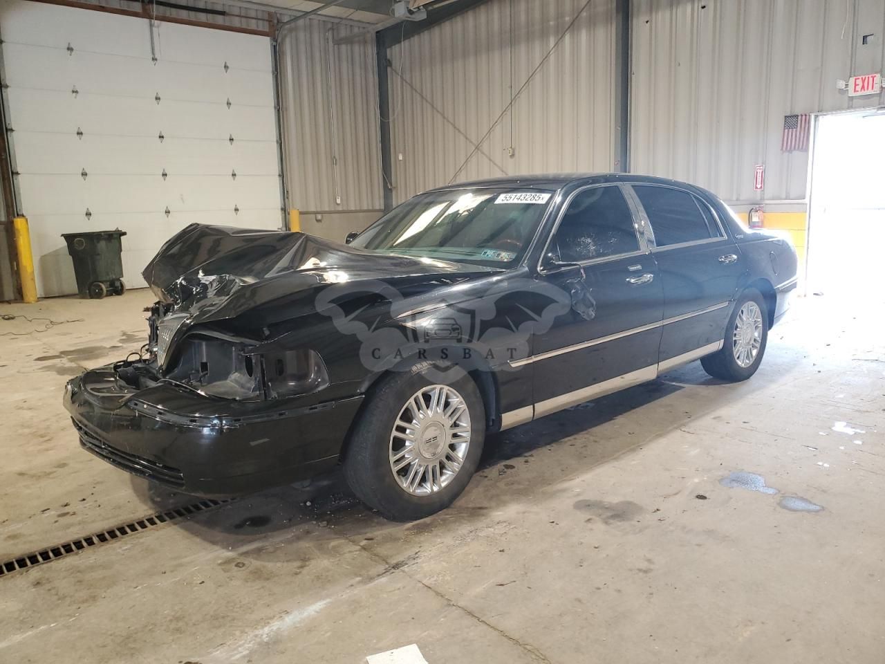 Lincoln Town Car SIGNATURE LIMITED 4.6L 8 2010