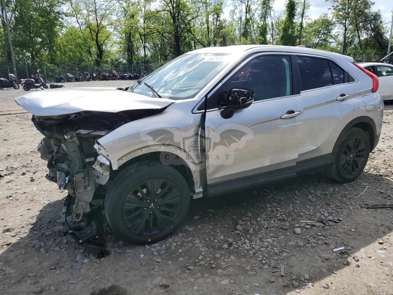 Mitsubishi Eclipse LE 1.5L 4 2020