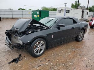 Ford Mustang 3.7L 6 2014