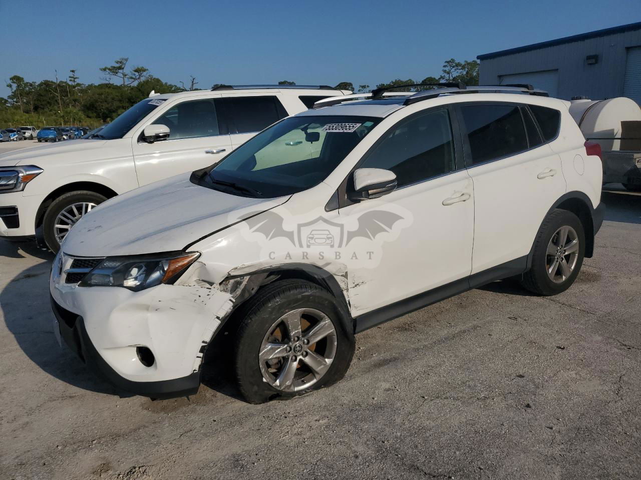 Toyota Rav4 XLE 2.5L  4 2015