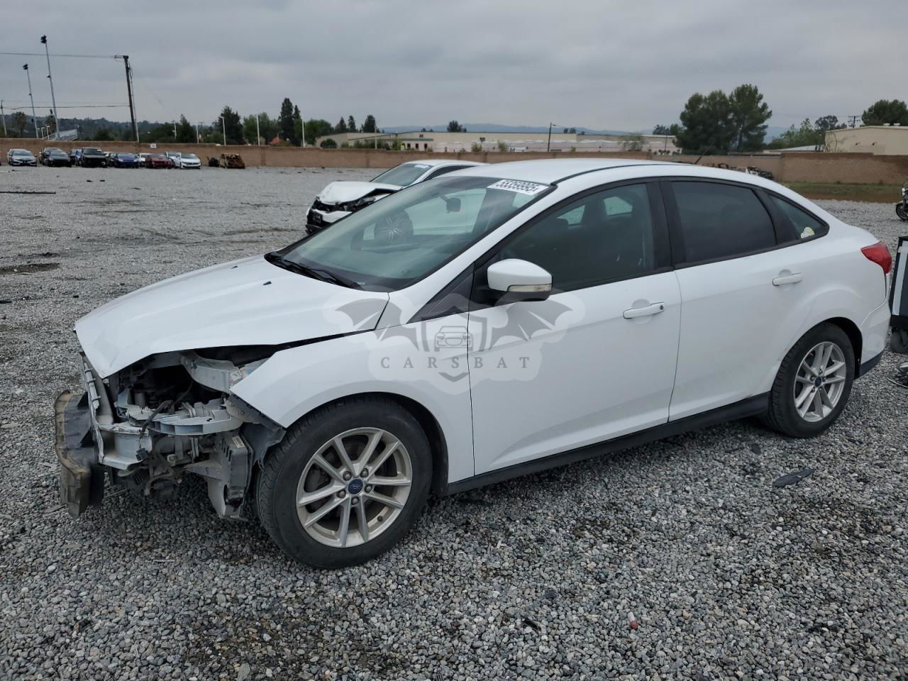 Ford Focus SE 2.0L  4 2015