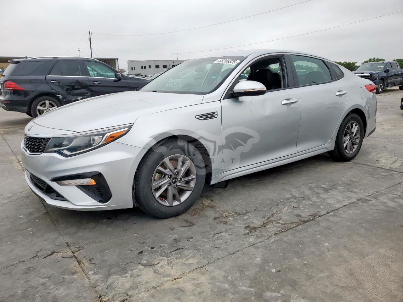 Kia Optima LX 2.4L  4 2020