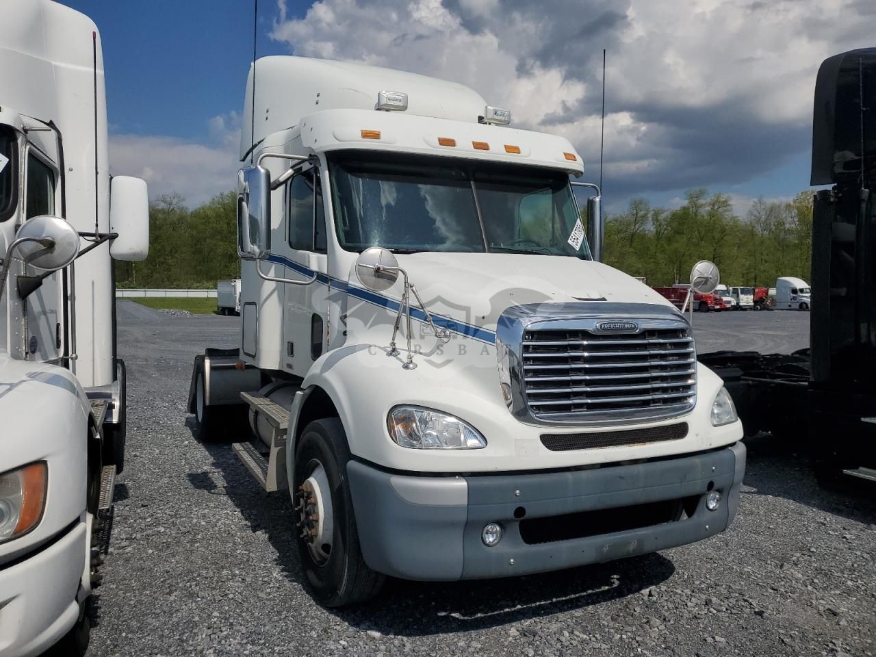 Freightliner Columbia 112 12.8L 6 2010