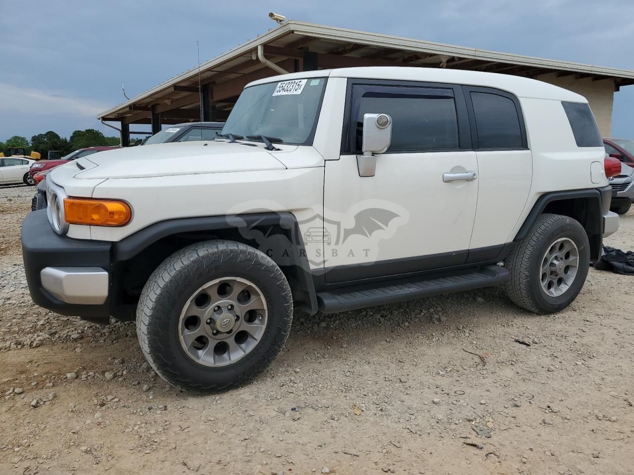 Toyota FJ Cruiser 4.0L 6 2013