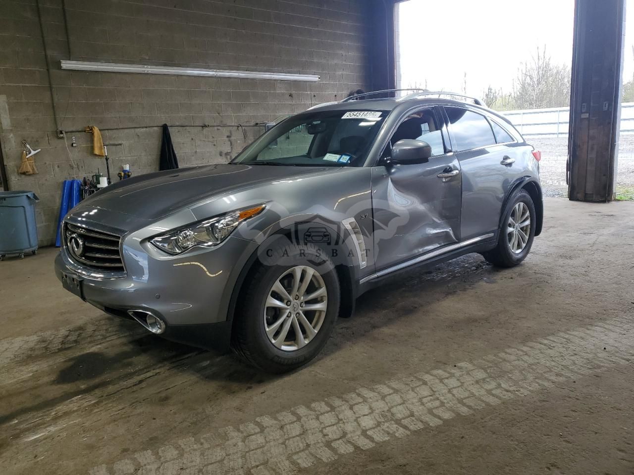Infiniti QX70 3.7L 6 2014