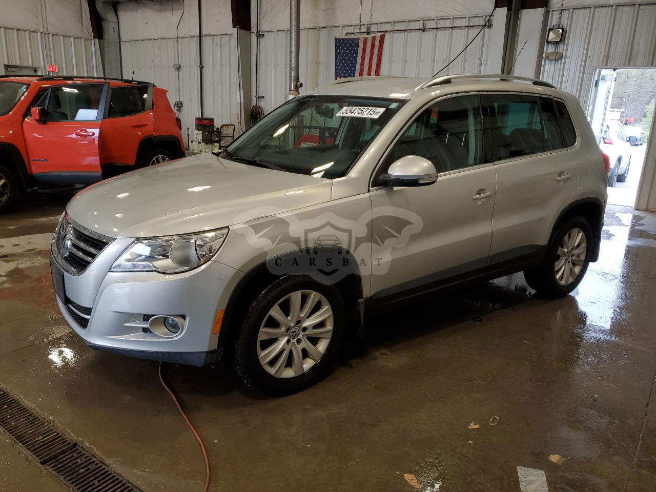 Volkswagen Tiguan SE 2.0L  4 2010