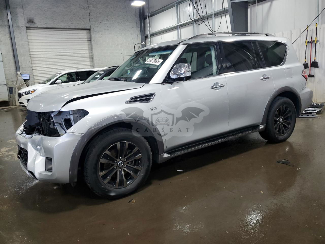 Nissan Armada PLATINUM 5.6L  8 2017