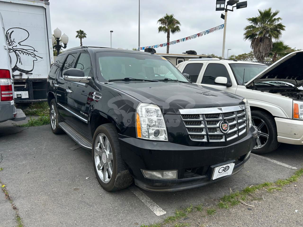Cadillac Escalade LUXURY 6.2L  8 2013