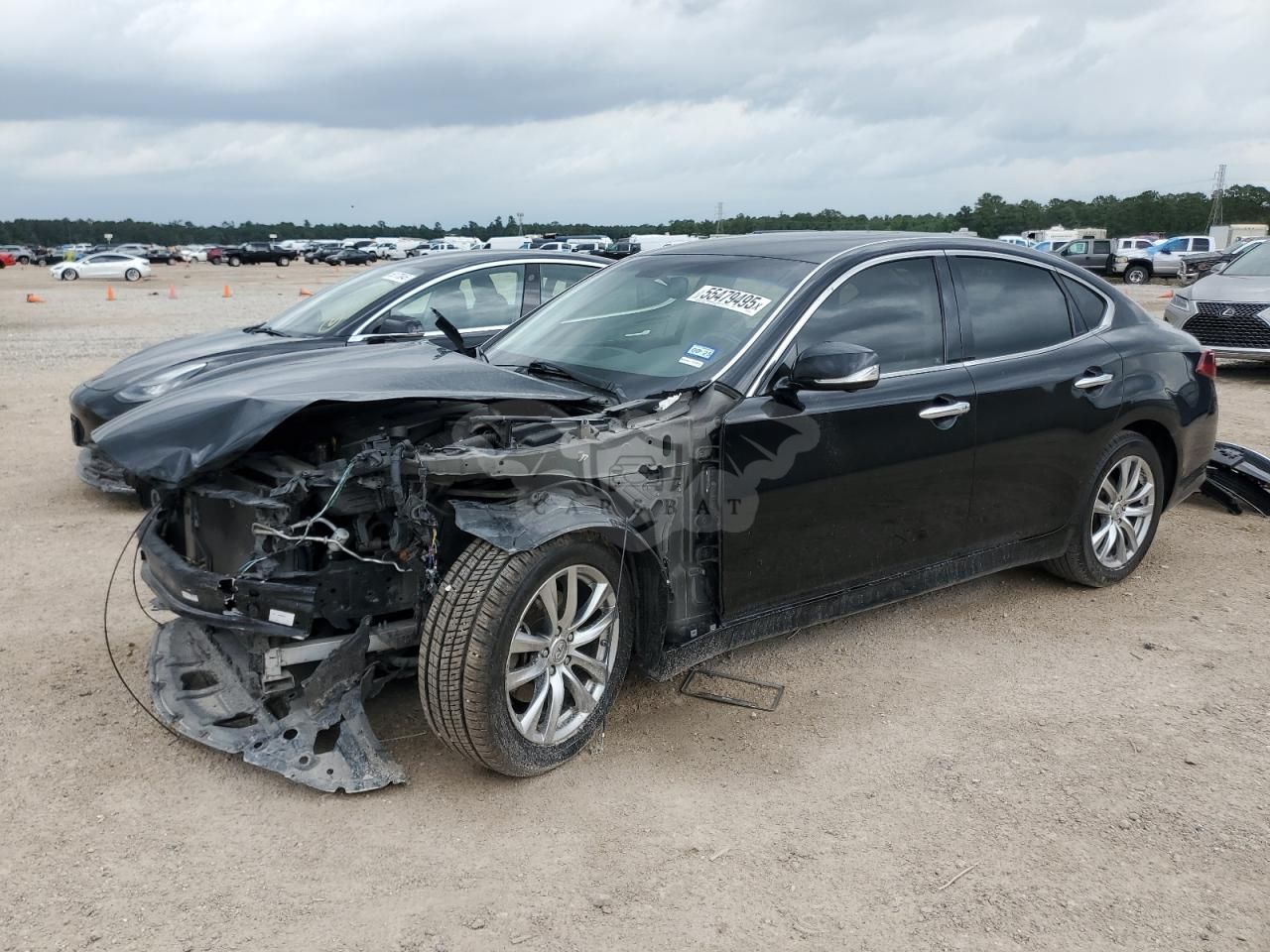Infiniti Q70 3.7 3.7L 6 2015