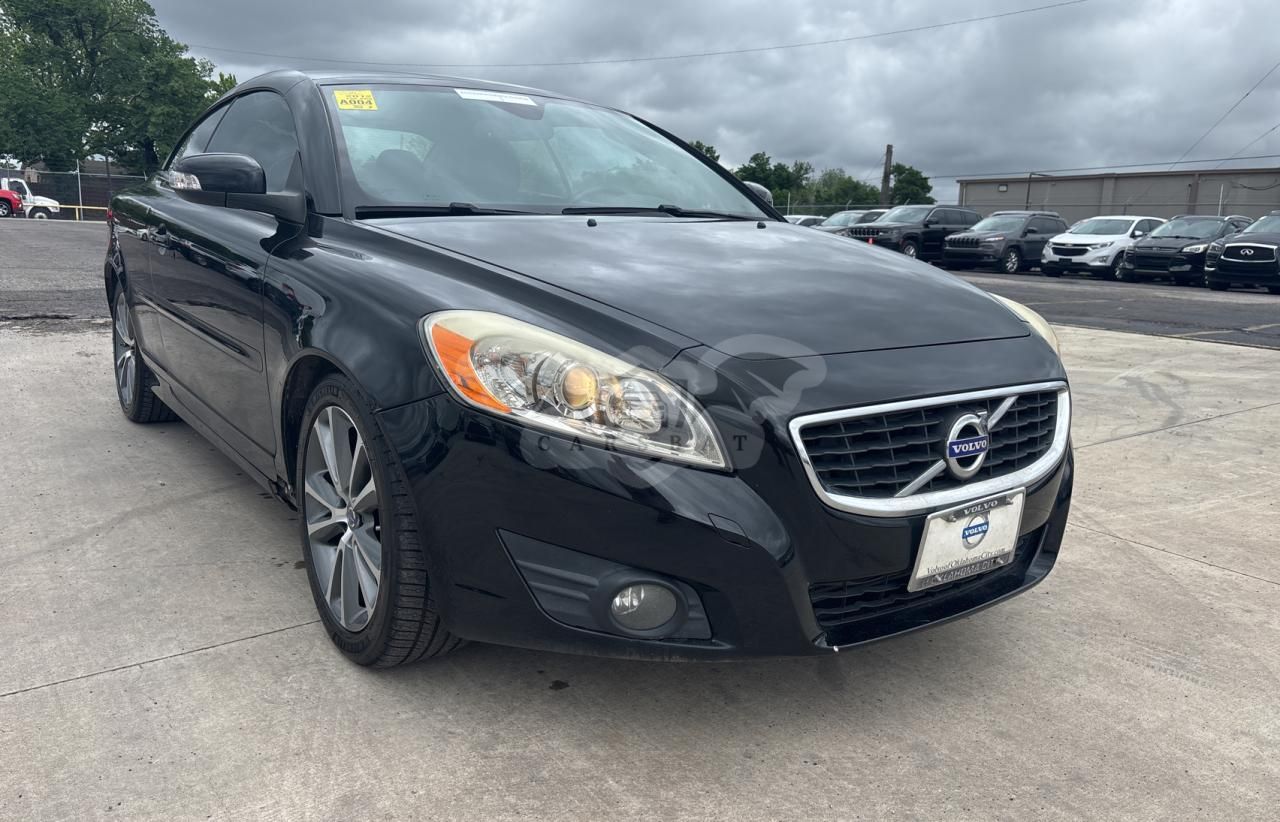 Volvo C70 T5 2.5L 5 2012