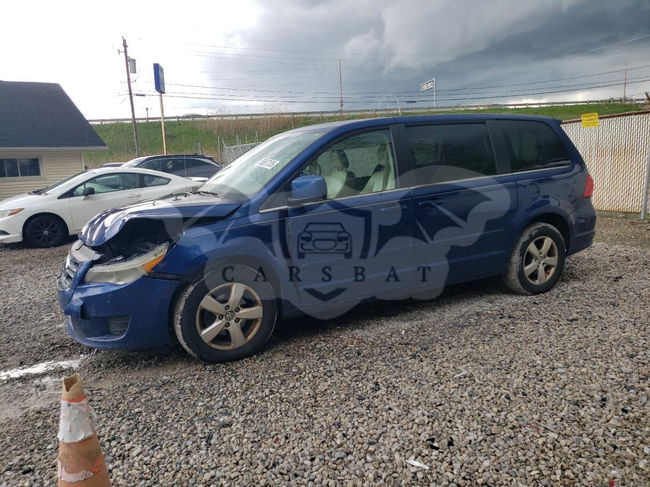 Volkswagen Routan SE 3.8L  6 2010