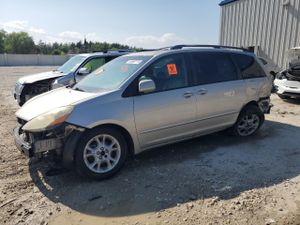 Toyota Sienna XLE 3.3L 6 2006
