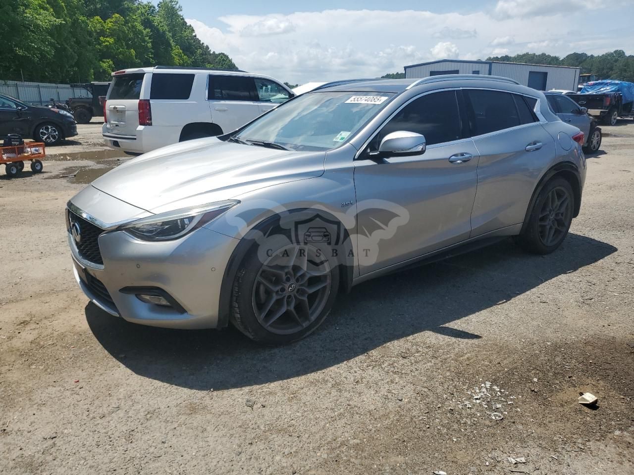Infiniti QX30 BASE 2.0L 4 2018