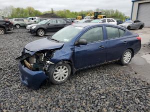 Nissan Versa S 1.6L 4 2014