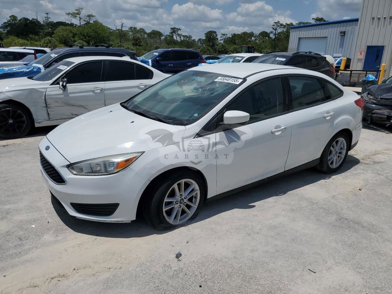 Ford Focus SE 2.0L  4 2018