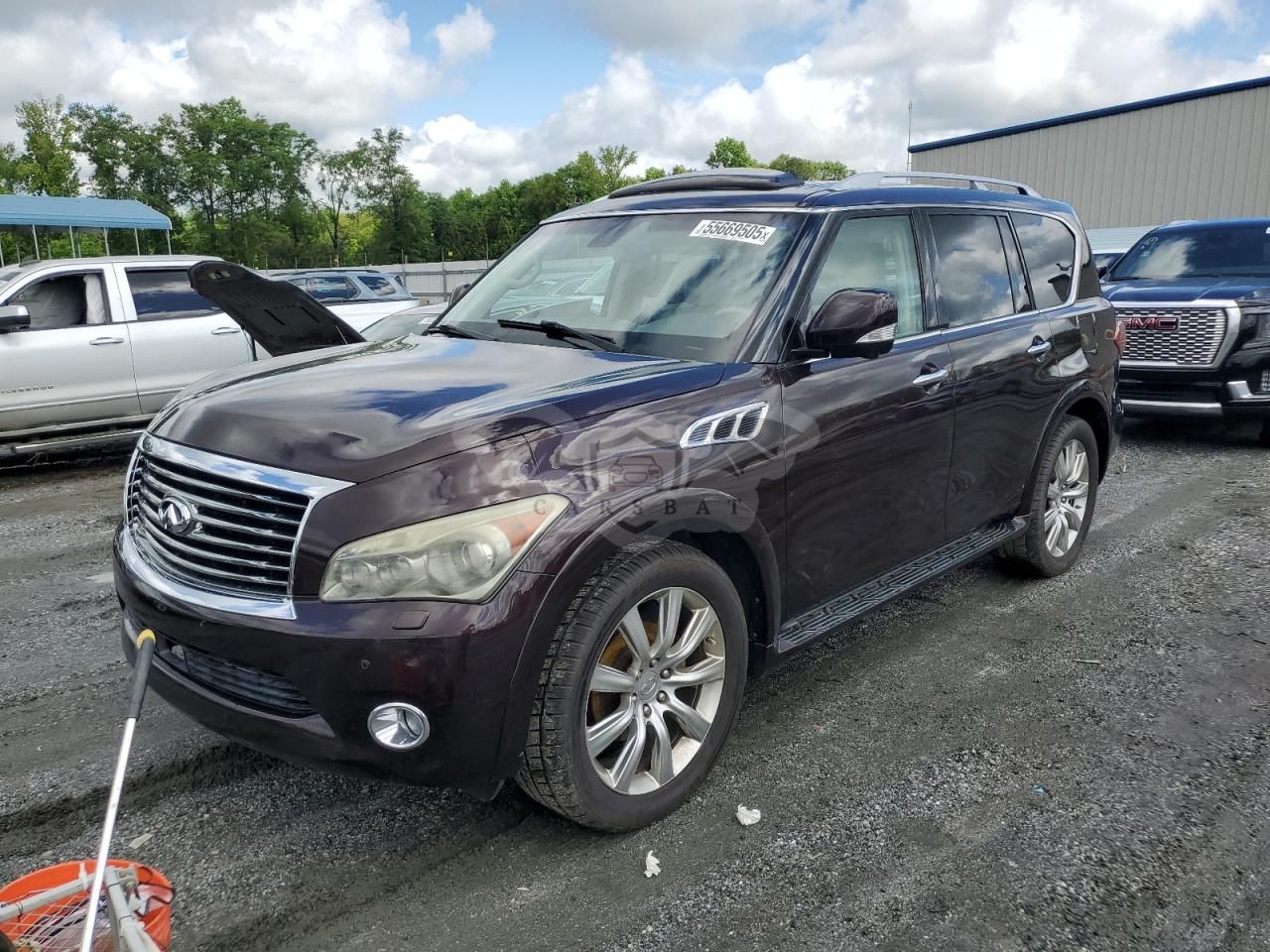 Infiniti QX56 5.6L 8 2013