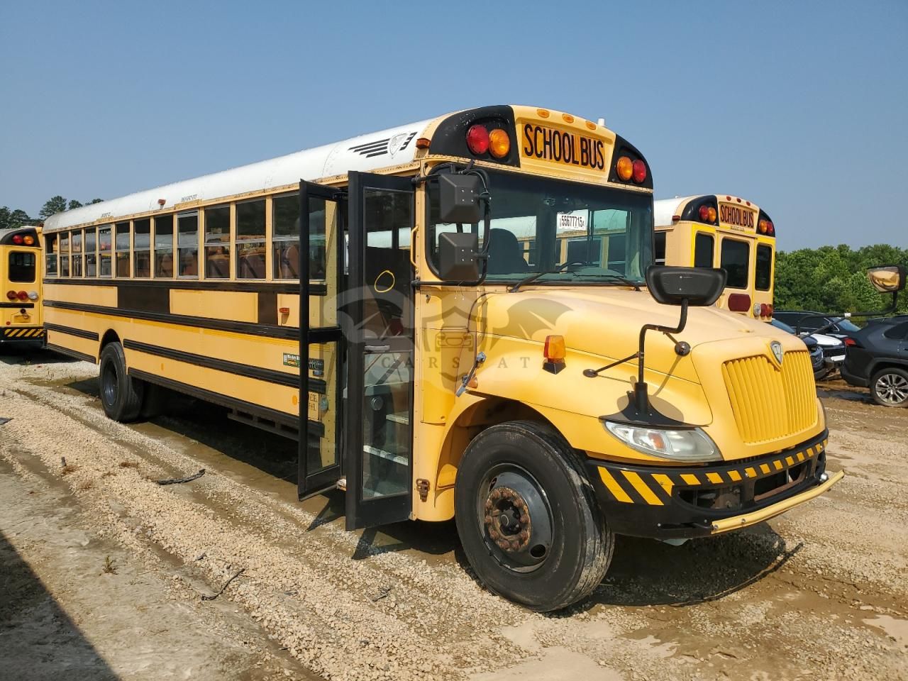 IC Corporation CE Series CE 7.6L 6 2009