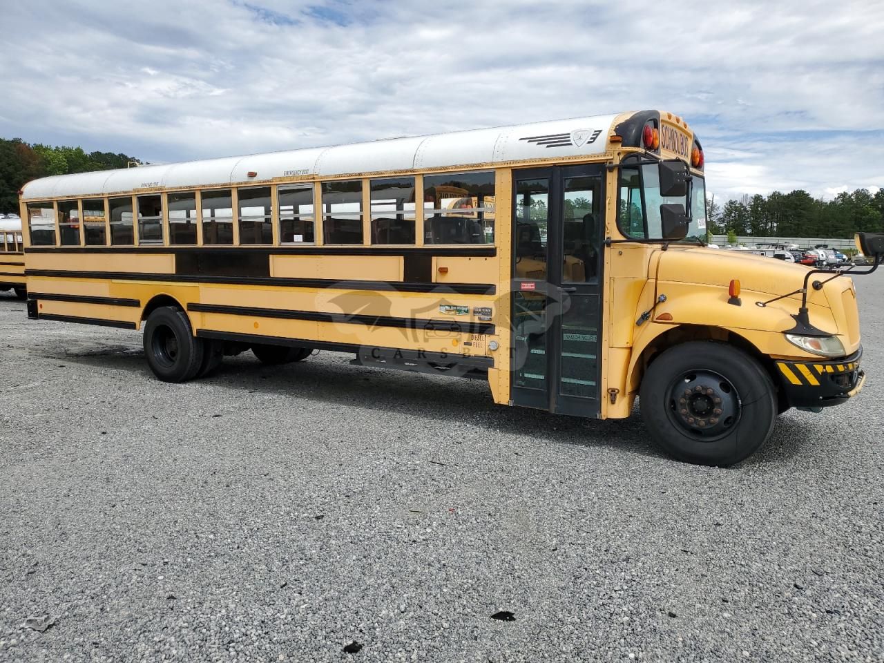 IC Corporation CE Series CE 7.6L 6 2009