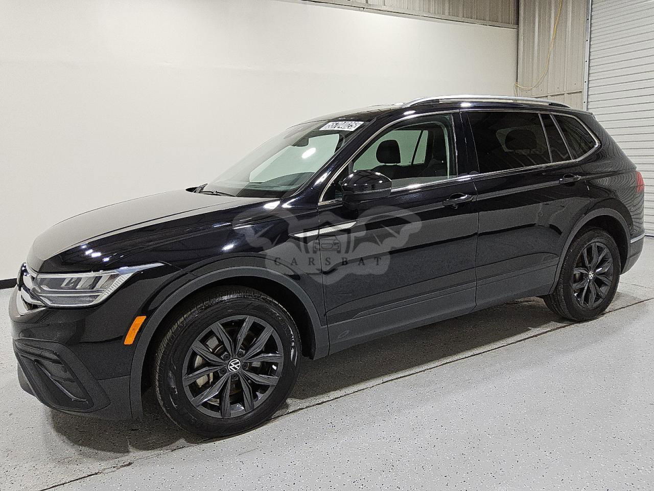 Volkswagen Tiguan SE 2.0L  4 2024