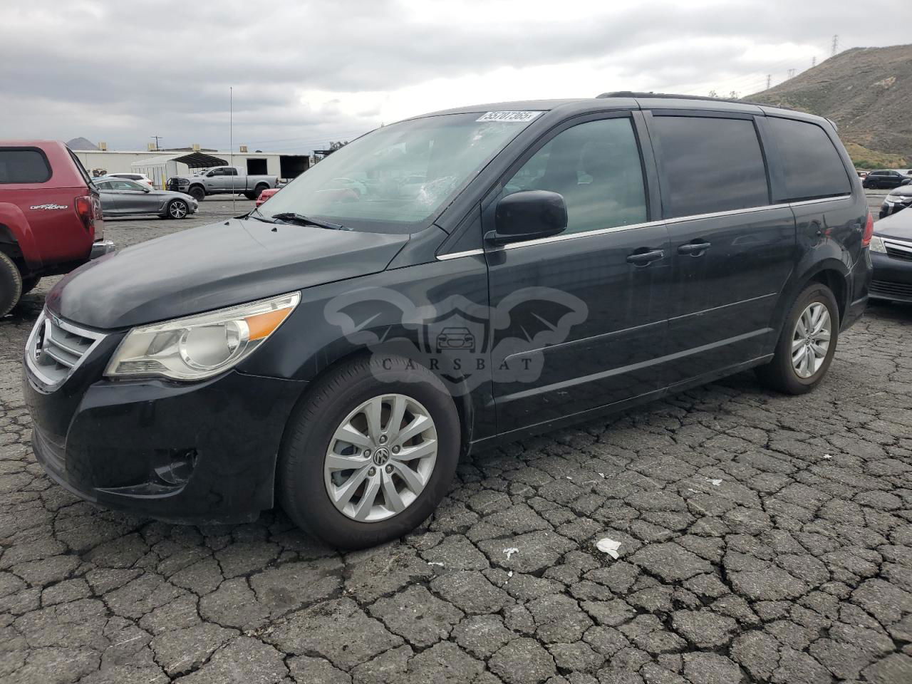 Volkswagen Routan SE 3.6L  6 2012