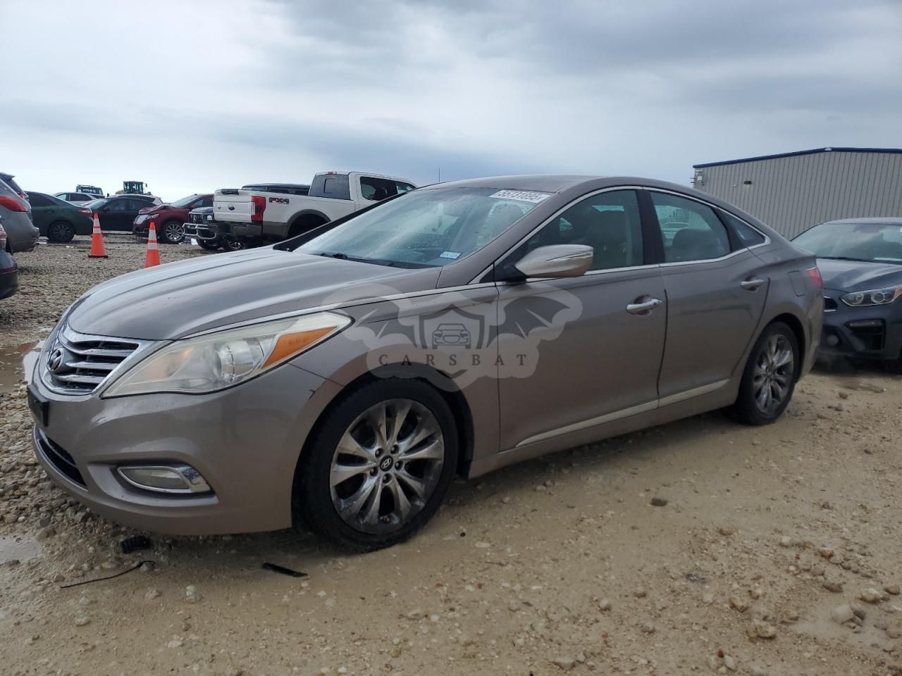 Hyundai Azera 3.3L 6 2013
