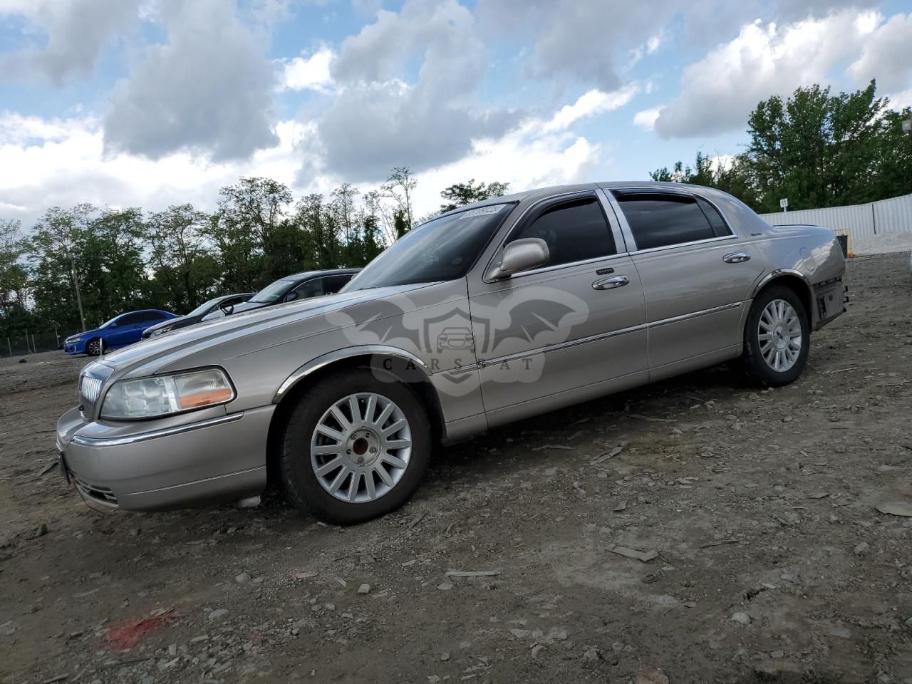 Lincoln Town Car SIGNATURE 4.6L 8 2003