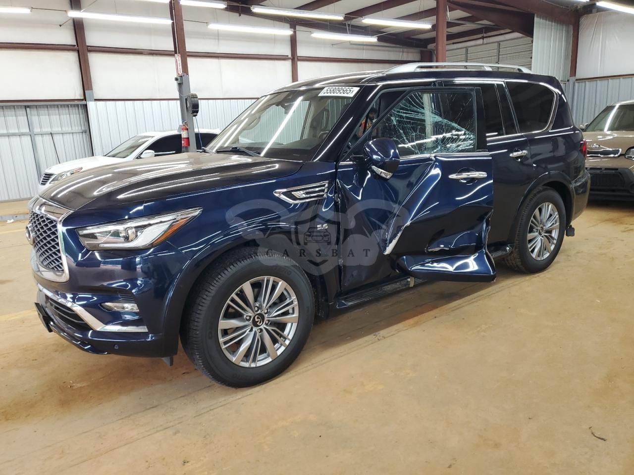 Infiniti QX80 LUXE 5.6L 8 2020