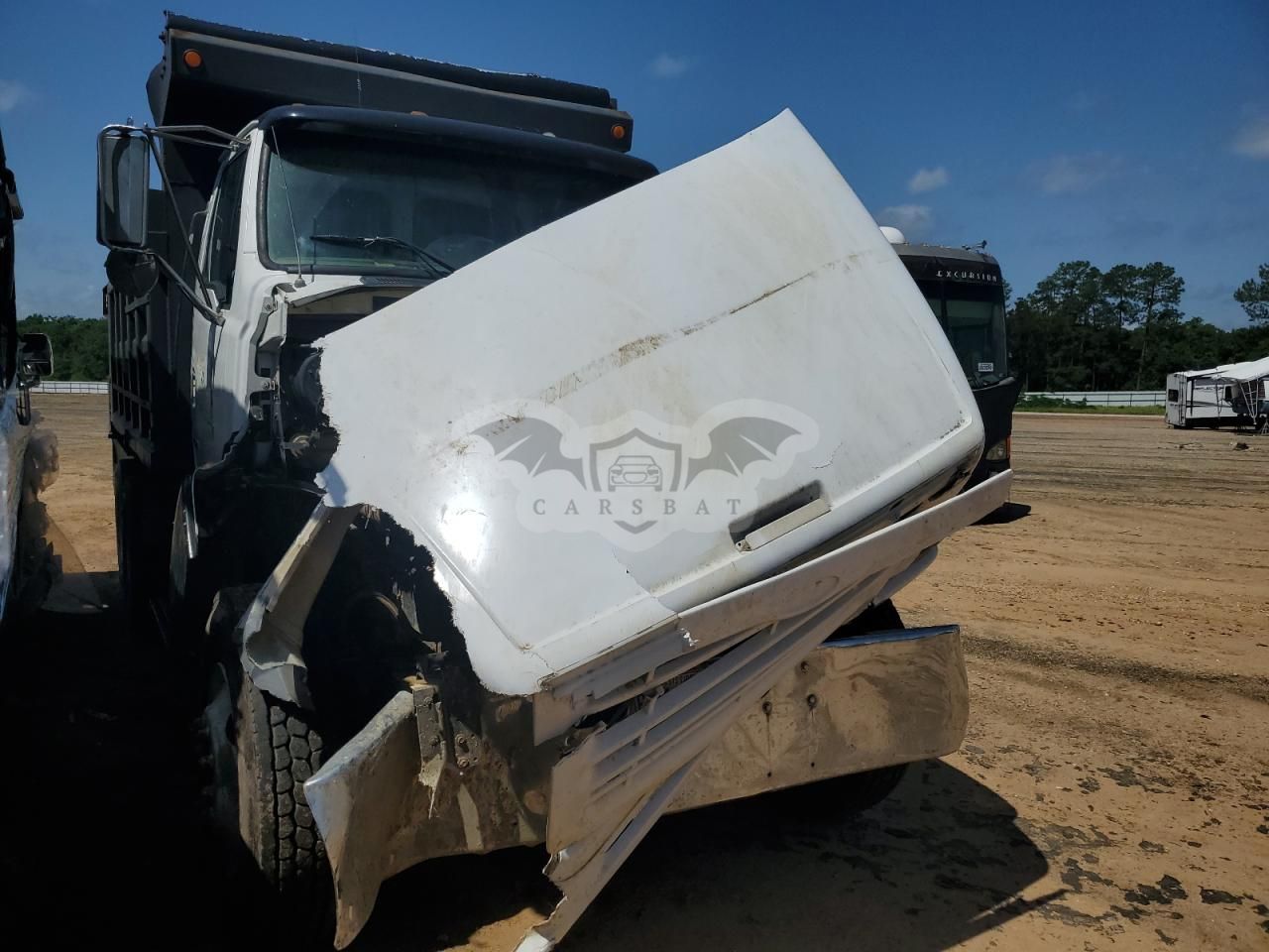 Sterling Truck L line 9500 10.8L 6 2001