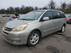 Toyota Sienna XLE 3.3L 6 2005