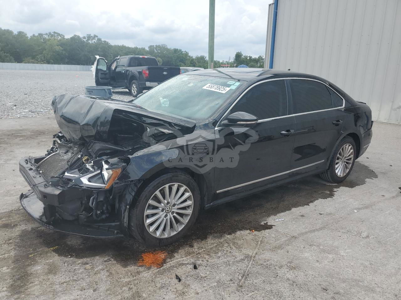 Volkswagen Passat SE 1.8L  4 2016