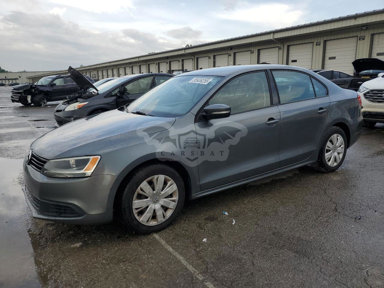 Volkswagen Jetta SE 2.5L  5 2012