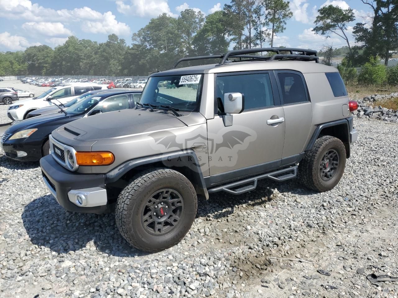 Toyota FJ Cruiser 4.0L 6 2012