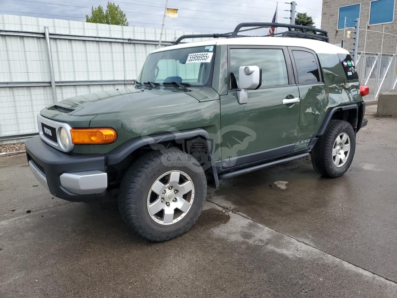 Toyota FJ Cruiser 4.0L 6 2010