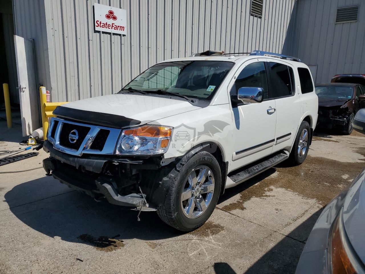 Nissan Armada PLATINUM 5.6L  8 2011
