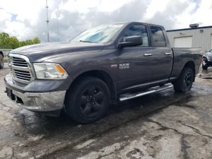 RAM 1500 SLT 5.7L 8 2014