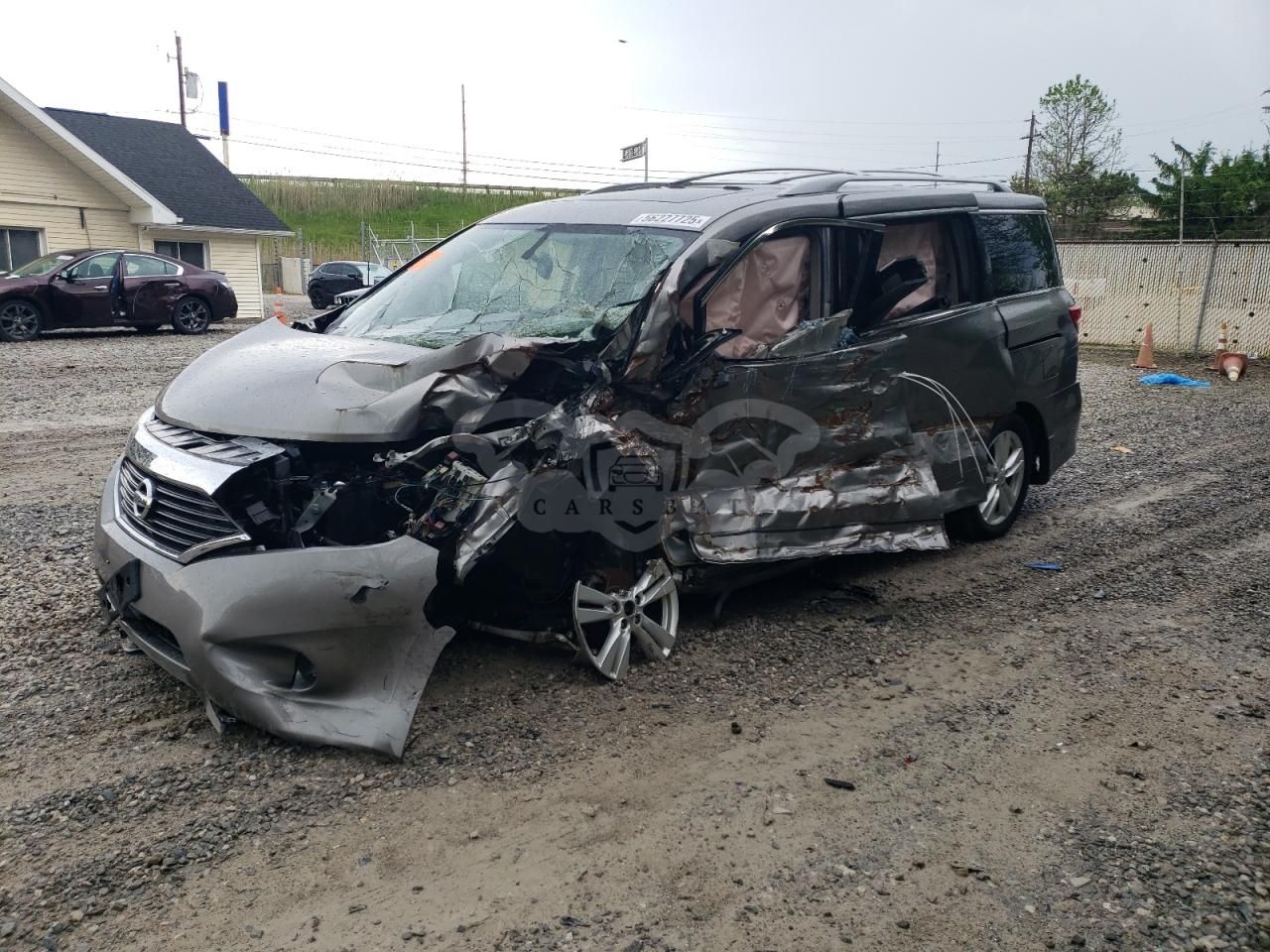 Nissan Quest S 3.5L 6 2013