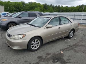 Toyota Camry LE 2.4L 4 2005