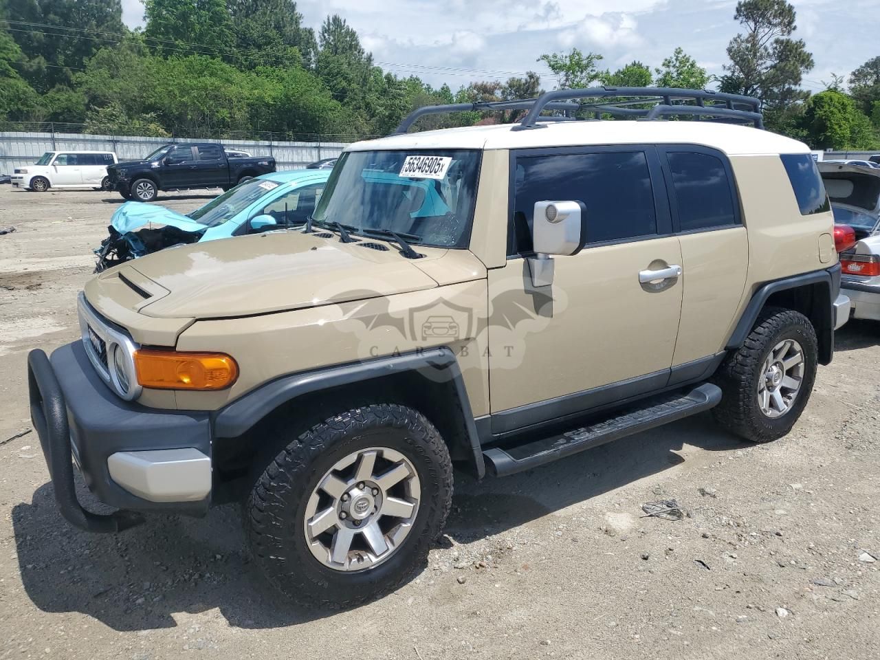 Toyota FJ Cruiser 4.0L 6 2014
