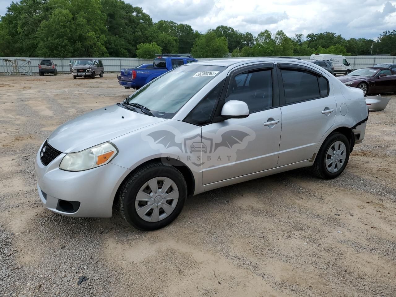 Suzuki SX4 LE 2.0L 4 2010