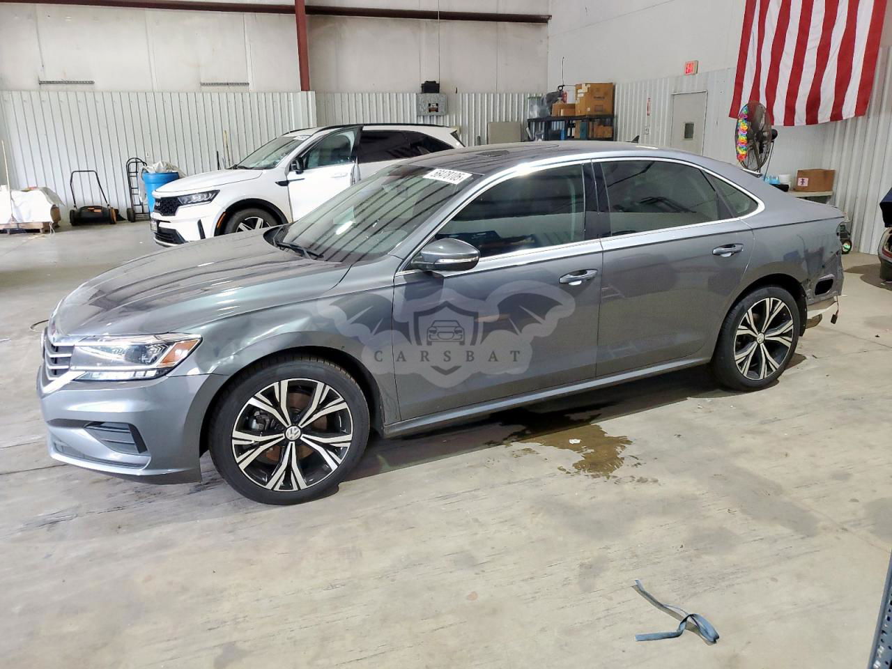 Volkswagen Passat SE 2.0L  4 2021