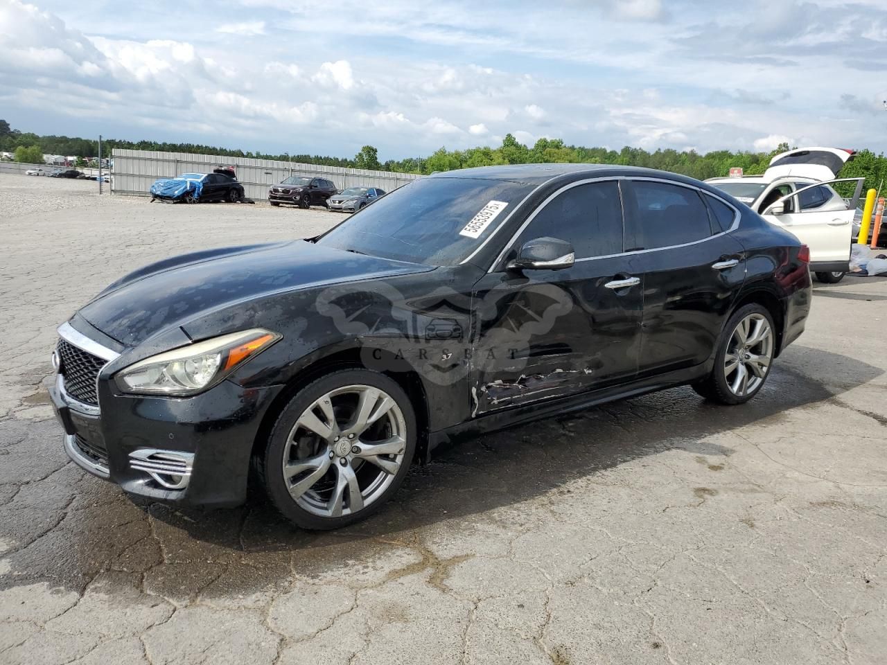 Infiniti Q70 3.7 3.7L 6 2015
