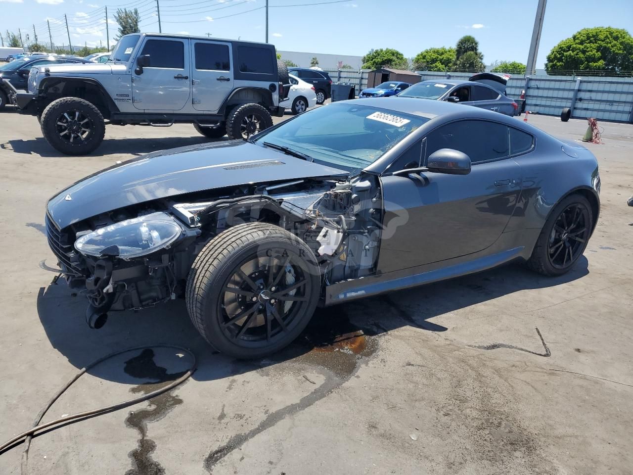 Aston Martin Vantage VANTAGE 4.7L 8 2013