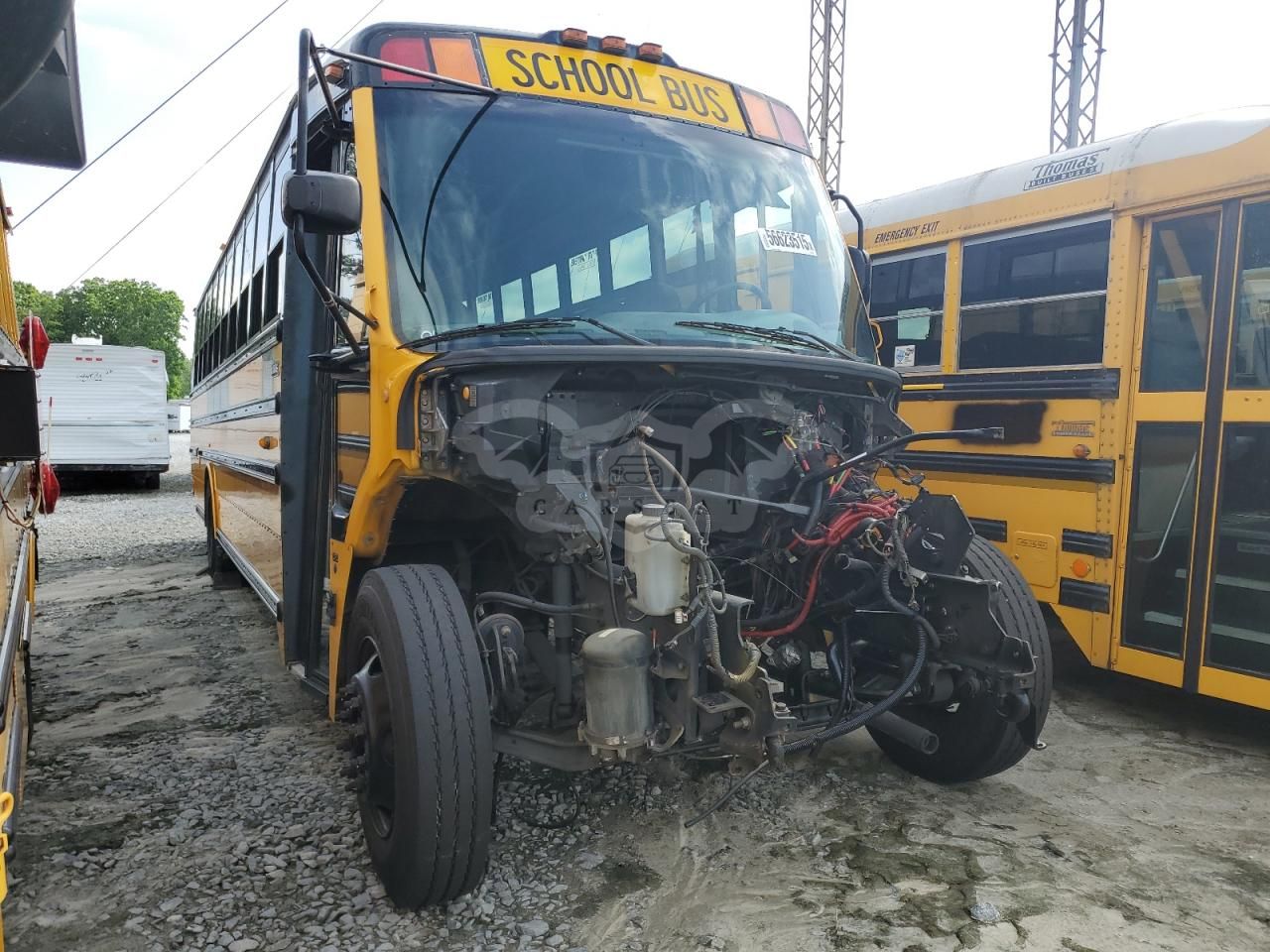 Freightliner B2 6.4L 6 2007