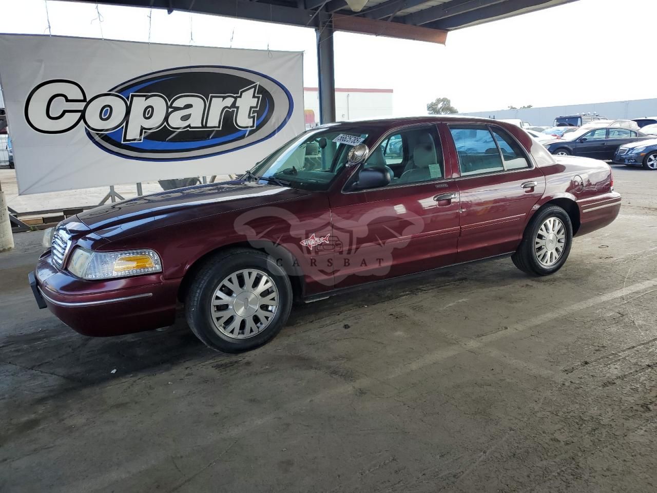 Ford Crown LX 4.6L 8 2005