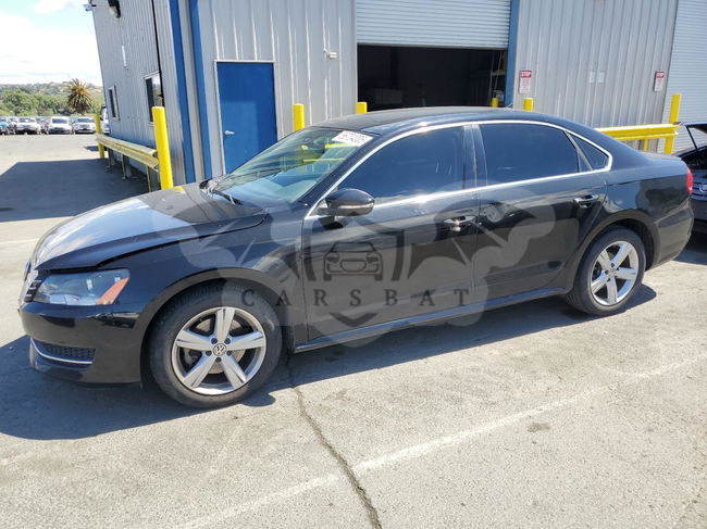 Volkswagen Passat SE 2.5L  5 2012
