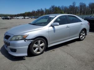 Toyota Camry BASE 2.5L 4 2011