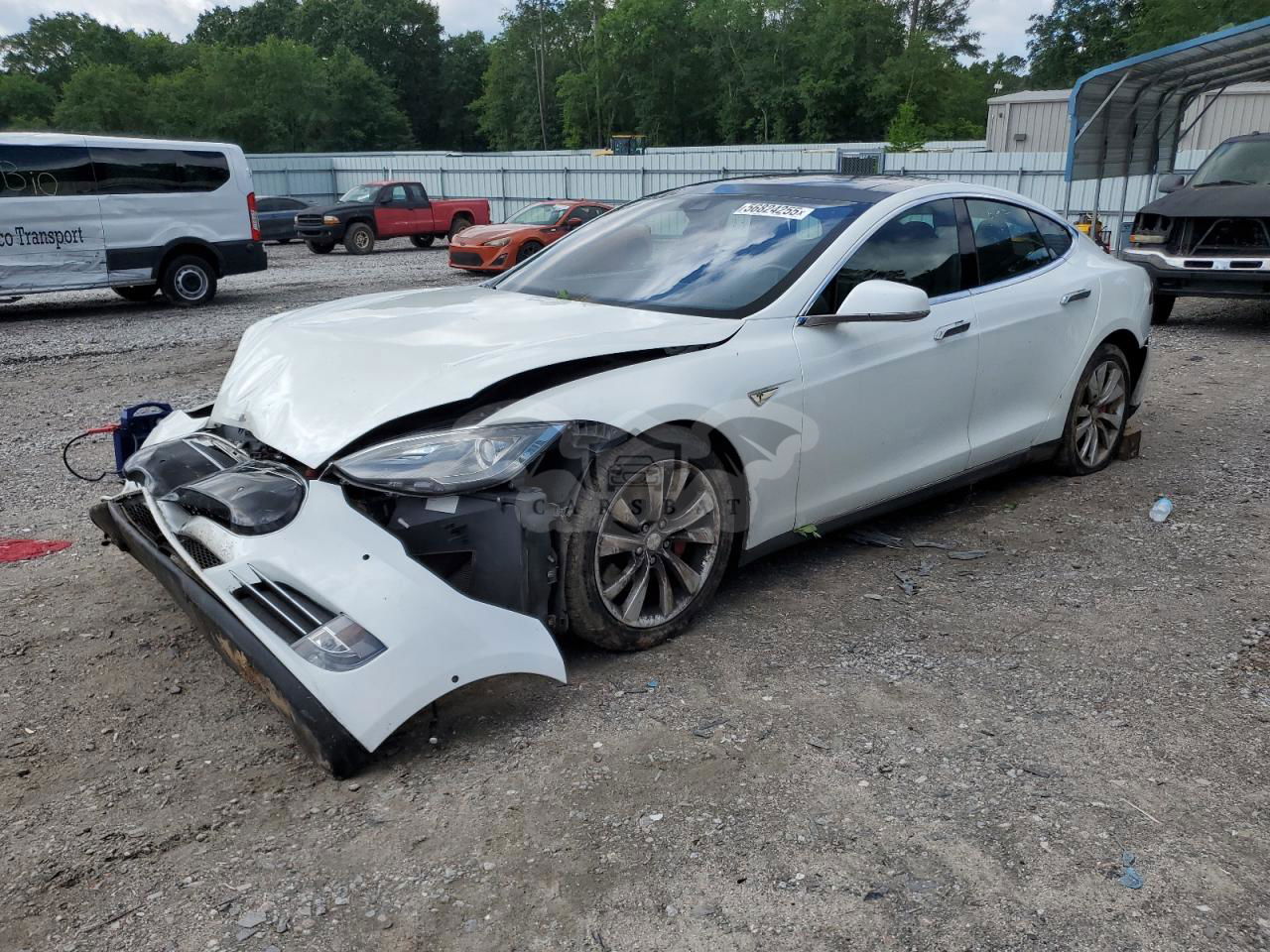 Tesla Model S 2015