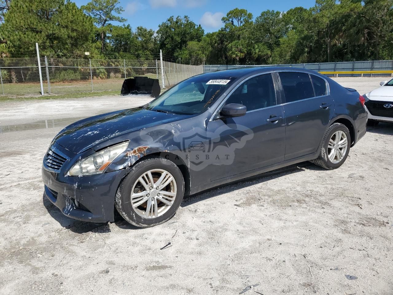 Infiniti G25 2.5L 6 2011